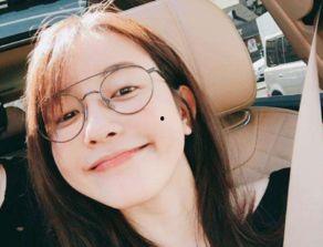 中国网红张大奕吃瓜视频,揭秘娱乐圈幕后真相  第3张