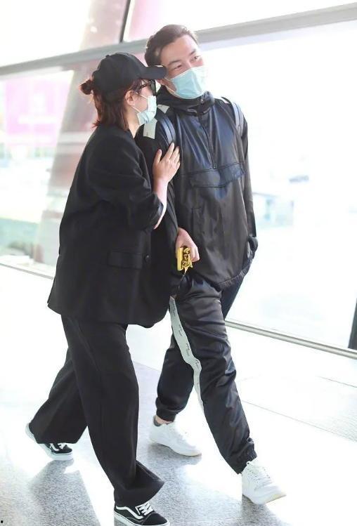 近期网红吃瓜男主播视频,揭秘娱乐圈幕后真相  第2张